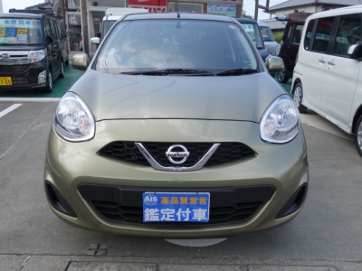 マーチ(ニッサン)ディーラー試乗車 内外装写真他２