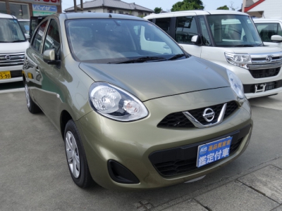 マーチ(ニッサン)ディーラー試乗車 全体