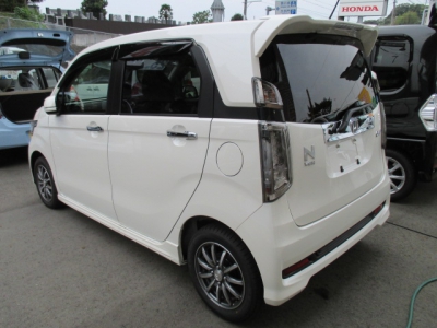 N-WGN(ホンダ)ディーラー試乗車 後方