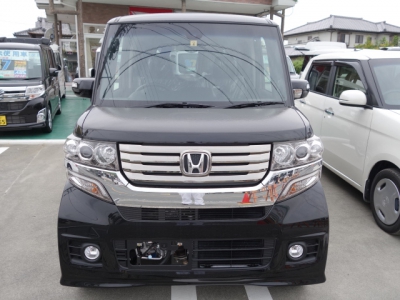 N-BOXカスタム(ホンダ)未使用車 内外装写真他２