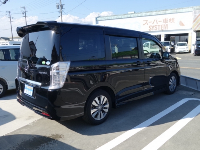 ステップワゴンスパーダ(ホンダ)中古車 内外装写真他１