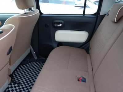 ミラココア(ダイハツ)試乗車 後席内装