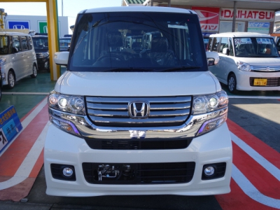 N-BOX　カスタム(ホンダ)未使用車 内外装写真他２