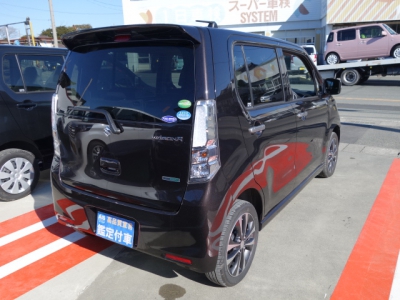 ワゴンR(スズキ)ディーラー試乗車 後席から見た前席