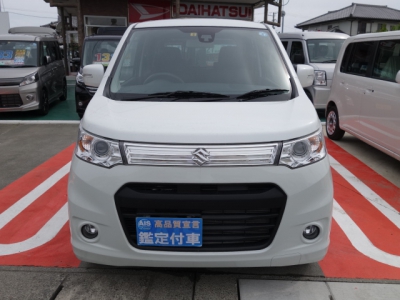 ワゴンRスティングレー(スズキ)ディーラー試乗車 内外装写真他２