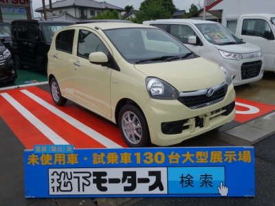 ミライース(ダイハツ)登録済未使用車 全体