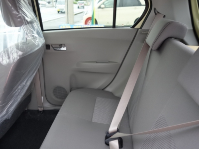 ミライース(ダイハツ)登録済未使用車 前席内装