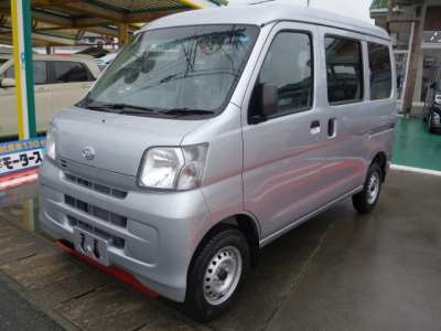 ハイゼットカーゴ(ダイハツ)ディーラー試乗車 前方