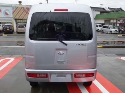 ハイゼットカーゴ(ダイハツ)ディーラー試乗車 内外装写真