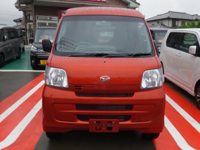 ハイゼットカーゴ(ダイハツ)ディーラー試乗車 内外装写真他２