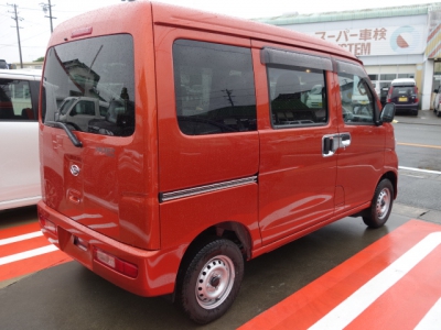 ハイゼットカーゴ(ダイハツ)ディーラー試乗車 内外装写真