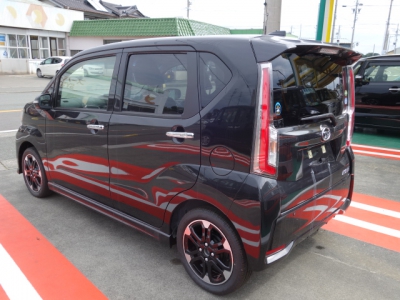 ムーヴカスタム(ダイハツ)登録済未使用車 後方