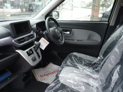 キャスト(ダイハツ)新車 前席内装