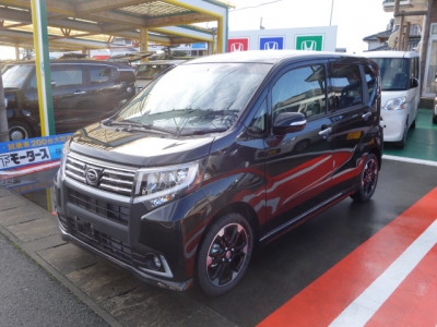 ムーヴカスタム(ダイハツ)登録済未使用車 前方