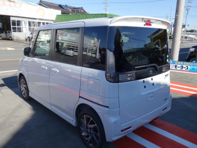 スペーシアカスタム(スズキ)未使用車 後方