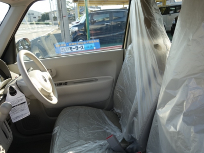 ラパン(スズキ)登録済未使用車 前席内装
