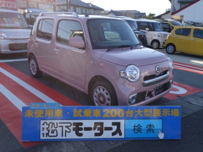 ミラココア(ダイハツ)登録済未使用車 全体