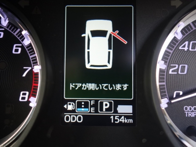 ムーヴカスタム(ダイハツ)ディーラー試乗車 内外装写真他２