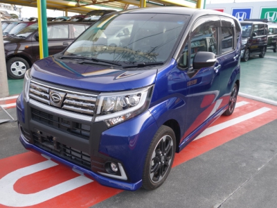 ムーヴカスタム(ダイハツ)ディーラー試乗車 前方