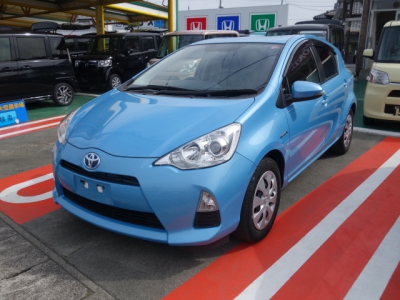 アクア(トヨタ)中古車 前方