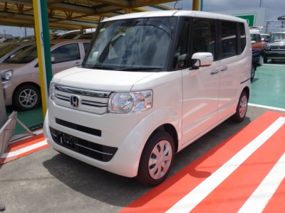 N-BOX(ホンダ)登録済未使用車 前方