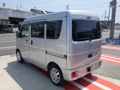 エブリイバン(スズキ)ディーラー試乗車 後方