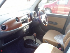 ミラジーノ(ダイハツ)未使用車 前席内装