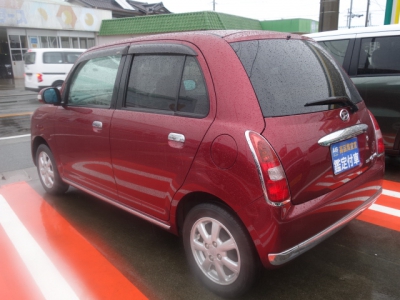ミラジーノ(ダイハツ)中古車 後方