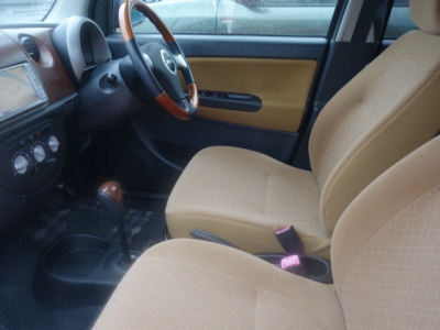 ミラジーノ(ダイハツ)中古車 前席内装