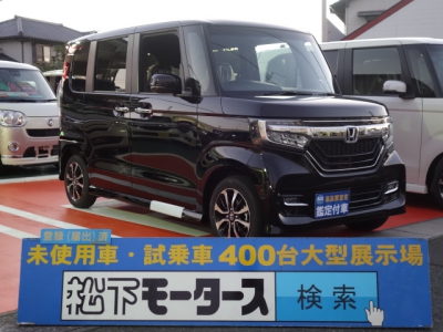 N-BOXカスタム(ホンダ)新車 全体