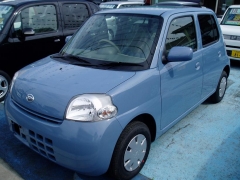 エッセ(ダイハツ)未使用車 前方
