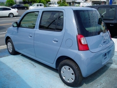 エッセ(ダイハツ)未使用車 後方