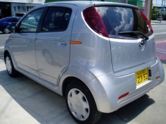 R2(スバル)中古車 後方