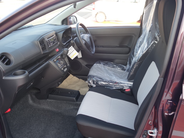 プレオプラス(スバル)登録済未使用車 3