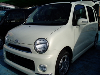 ムーヴラテ(ダイハツ)未使用車 1