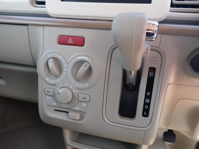 ラパン(スズキ)登録済未使用車 9