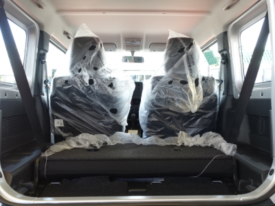 ジムニー(スズキ)届出済未使用車 内外装写真他２