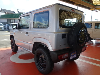 ジムニー(スズキ)届出済未使用車 後方