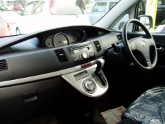 ムーブカスタム(ダイハツ)未使用車 前席内装