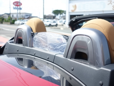コペン(ダイハツ)中古車 後席から見た前席