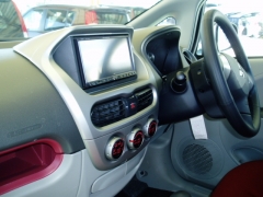 デリカD:5 4WD(三菱)中古車 前席内装