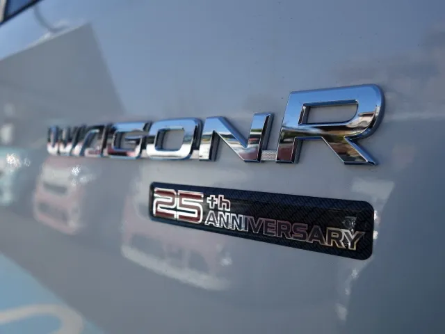 ワゴンR(スズキ)ハイブリッドFZリミテッド 25周年記念車　ディーラー試乗車 11