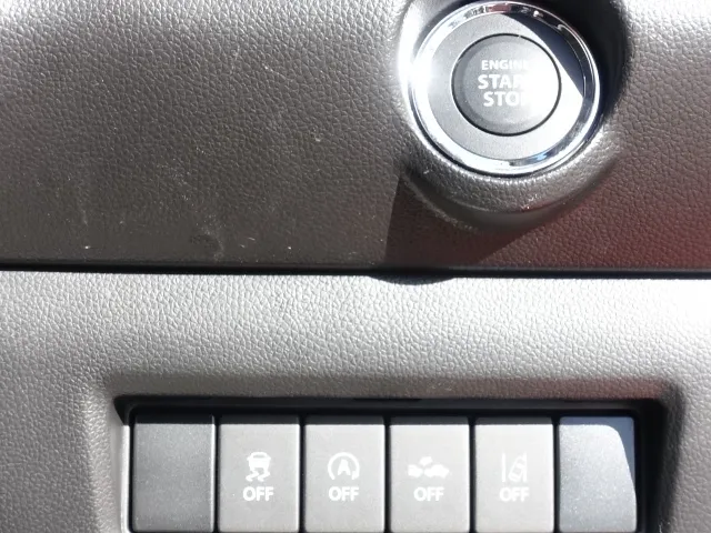 スイフト(スズキ)HYBRID RS セーフティパッケージ　全方位ディ-ラ-試乗車 14