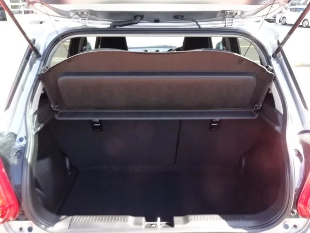スイフト(スズキ)HYBRID RS セーフティパッケージ　全方位ディーラ-試乗車 7