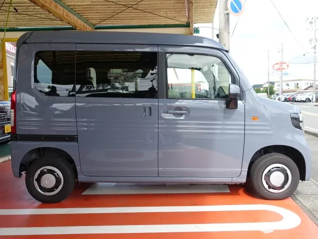 N-VAN プラススタイルFUNターボ 4WD AT ホンダ 届出済未使用車は静岡県 松下モータース 広々荷室！ [NO:13183]