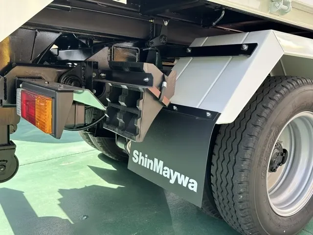 キャンター(三菱)ローダーダンプ登録済未使用車 14