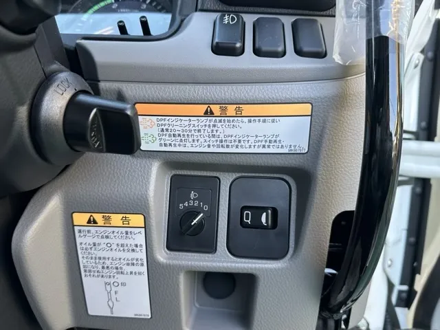 キャンター(三菱)全低床キョウカダンプ ３ｔ コボレーン 中間ピン登録済未使用車 15