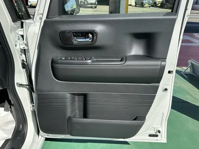 N-BOX(ホンダ)N-BOXカスタム コーディネートスタイル届出済未使用車 16