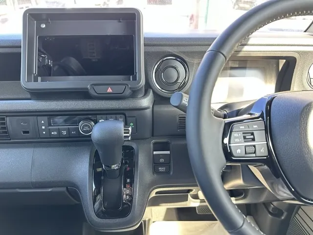 N-BOX(ホンダ)N-BOXカスタム コーディネートスタイル届出済未使用車 25