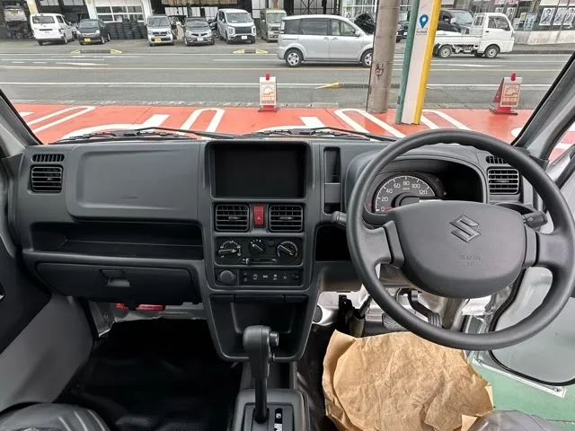 キャリートラック スーパーキャリイX 4WD AT スズキ 届出済未使用車は静岡県 松下モータース 荷台広々、ガンガン積める！ [NO:15001]